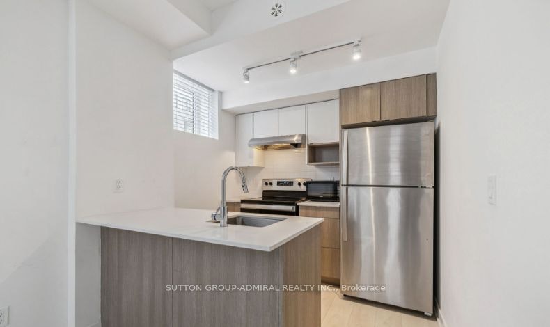 817-1133 Cooke Boulevard N, Burlington, ON, L7T 4A8 - 5