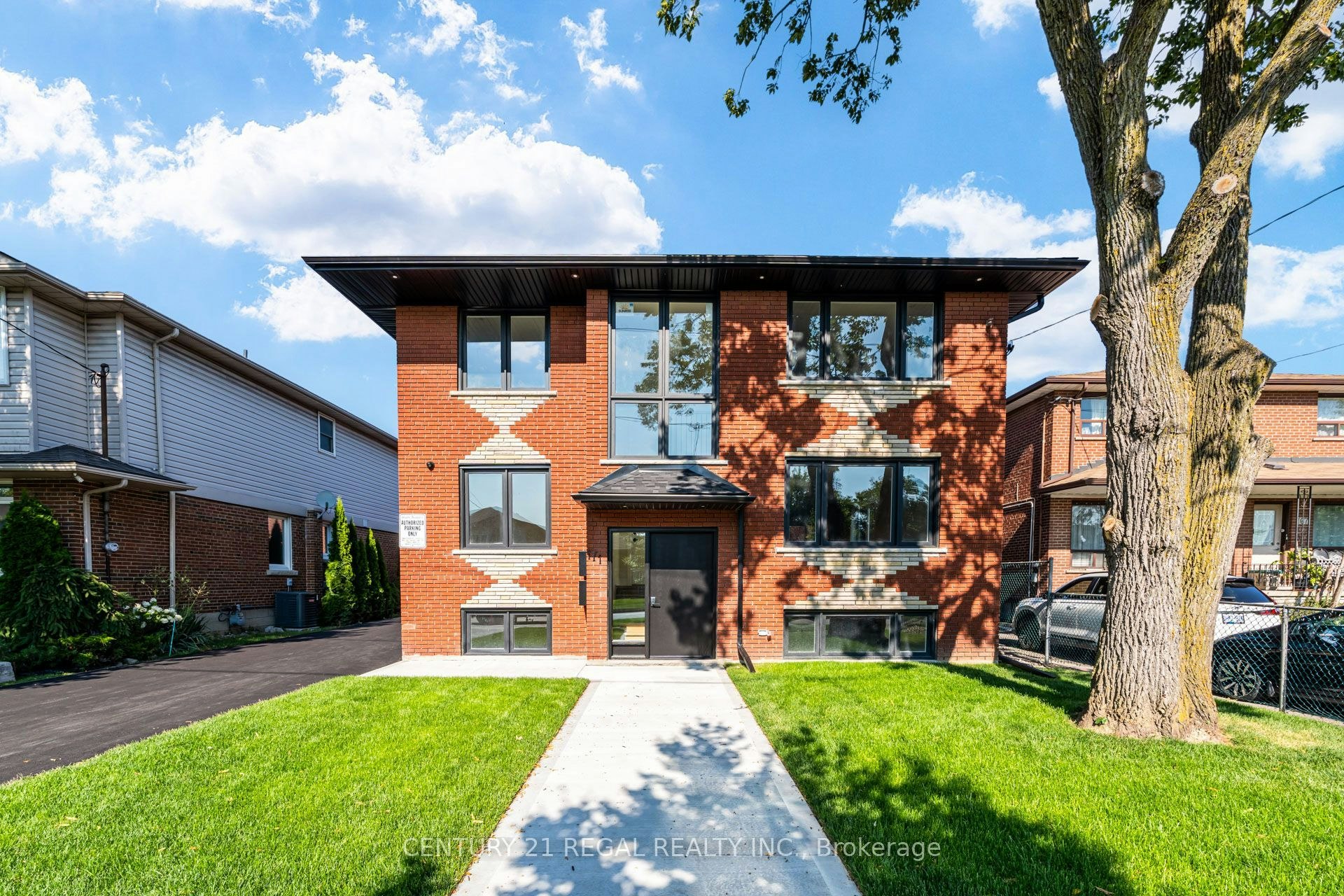 171 Gamma Basement Street, Toronto, ON, M8W 4G3