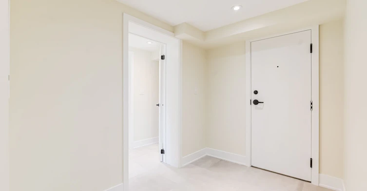 171 Gamma Basement Street, Toronto, ON, M8W 4G3 - 4