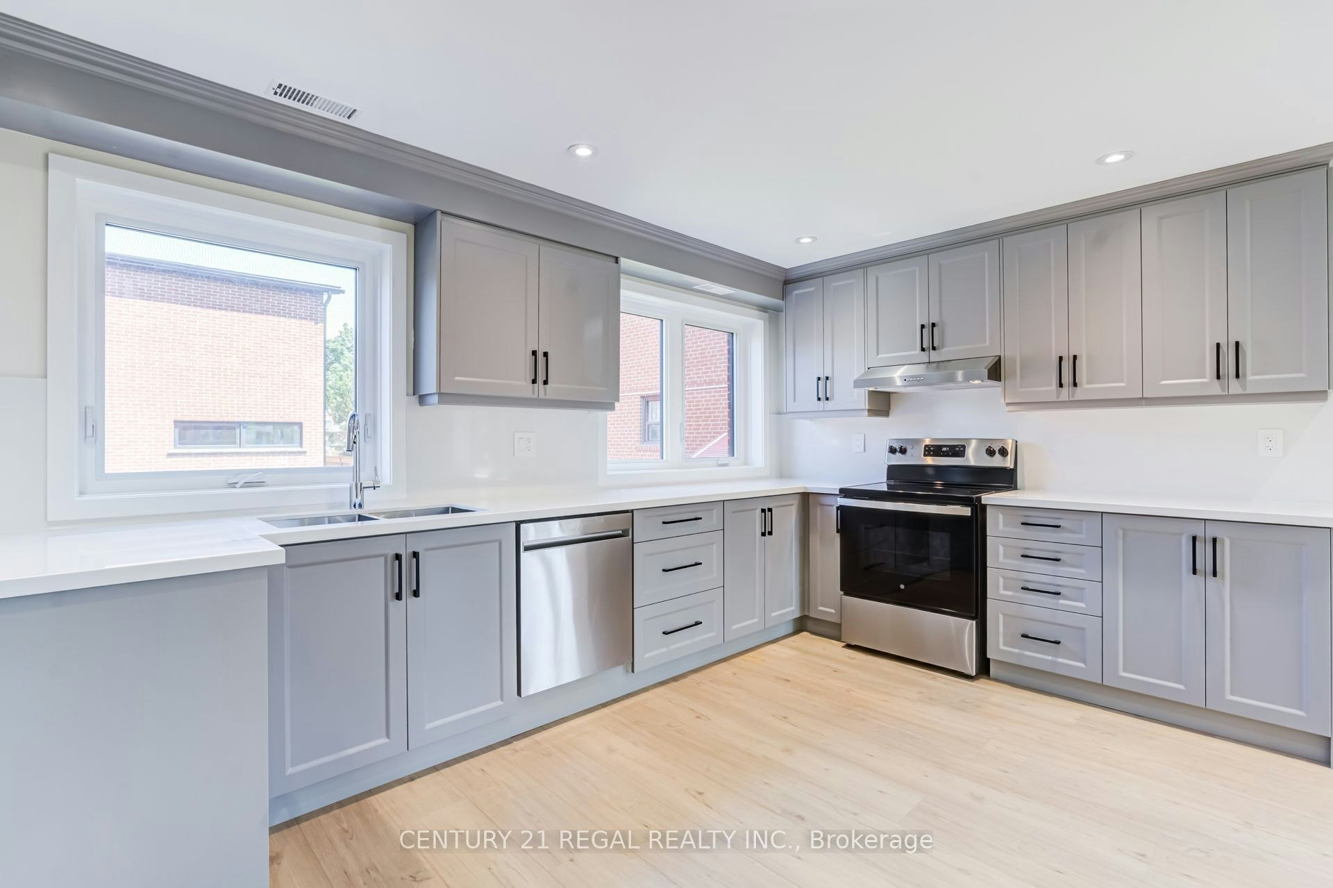 2-171 Gamma Street, Toronto, ON, M8W 4G3 - 3