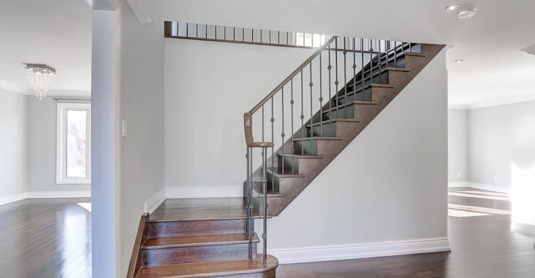 210 Valleyview Court, Oakville, ON, L6L 5H8 - 13