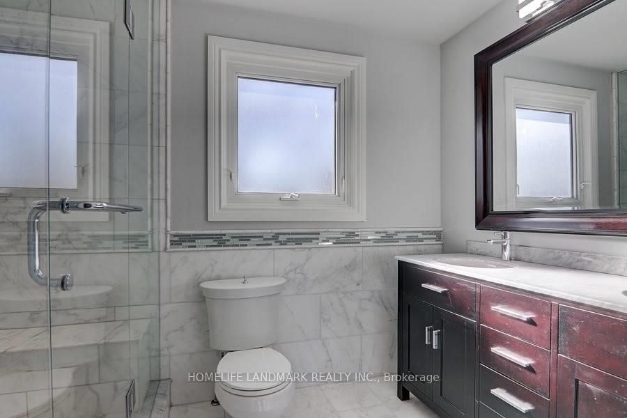 210 Valleyview Court, Oakville, ON, L6L 5H8 - 12