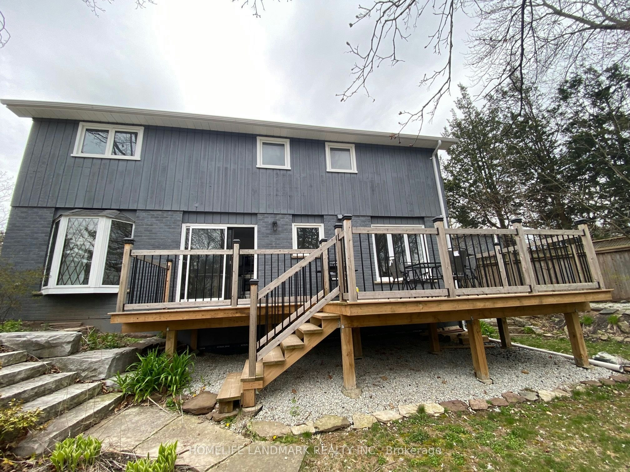 210 Valleyview Court, Oakville, ON, L6L 5H8 - 5
