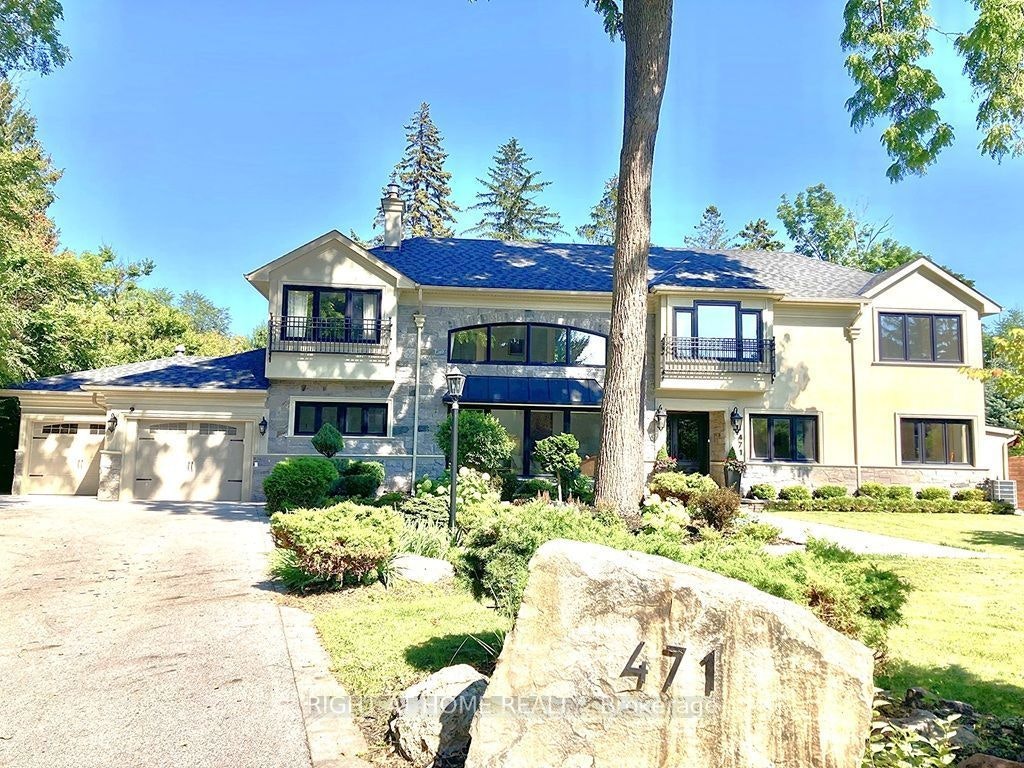 471 Country Club Crescent, Mississauga, ON, L5J 2P9
