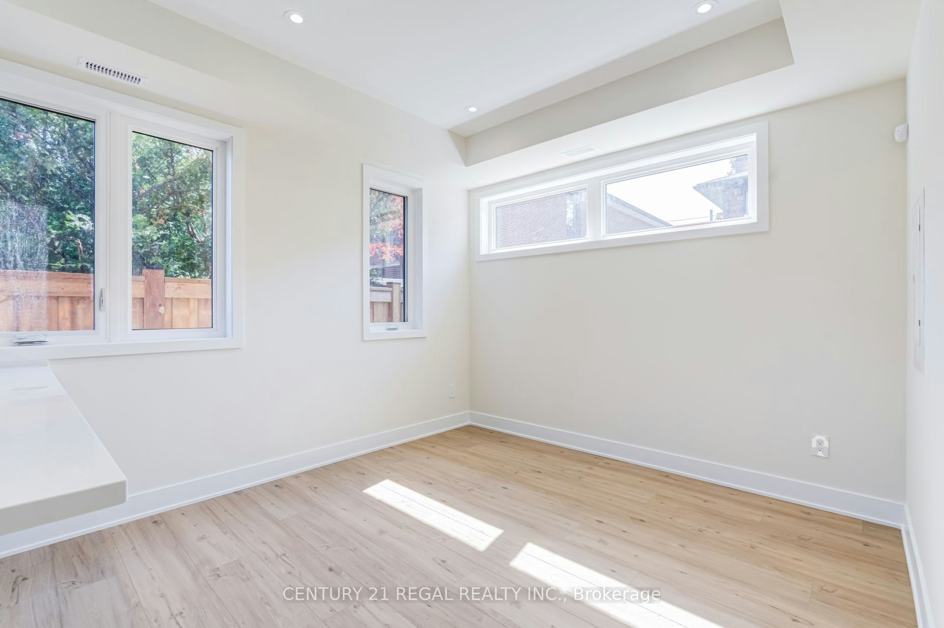 Garden Suite-171 Gamma Street, Toronto, ON, M8W 4G3 - 3