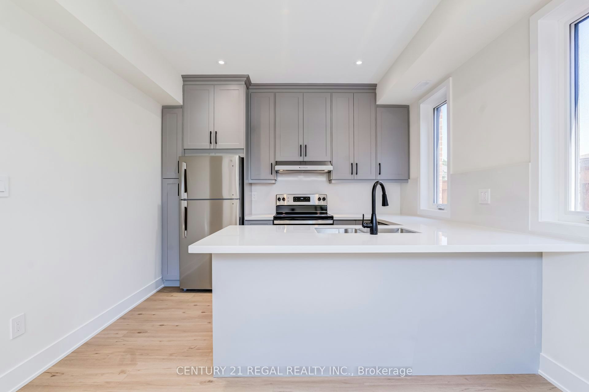 Garden Suite-171 Gamma Street, Toronto, ON, M8W 4G3 - 2