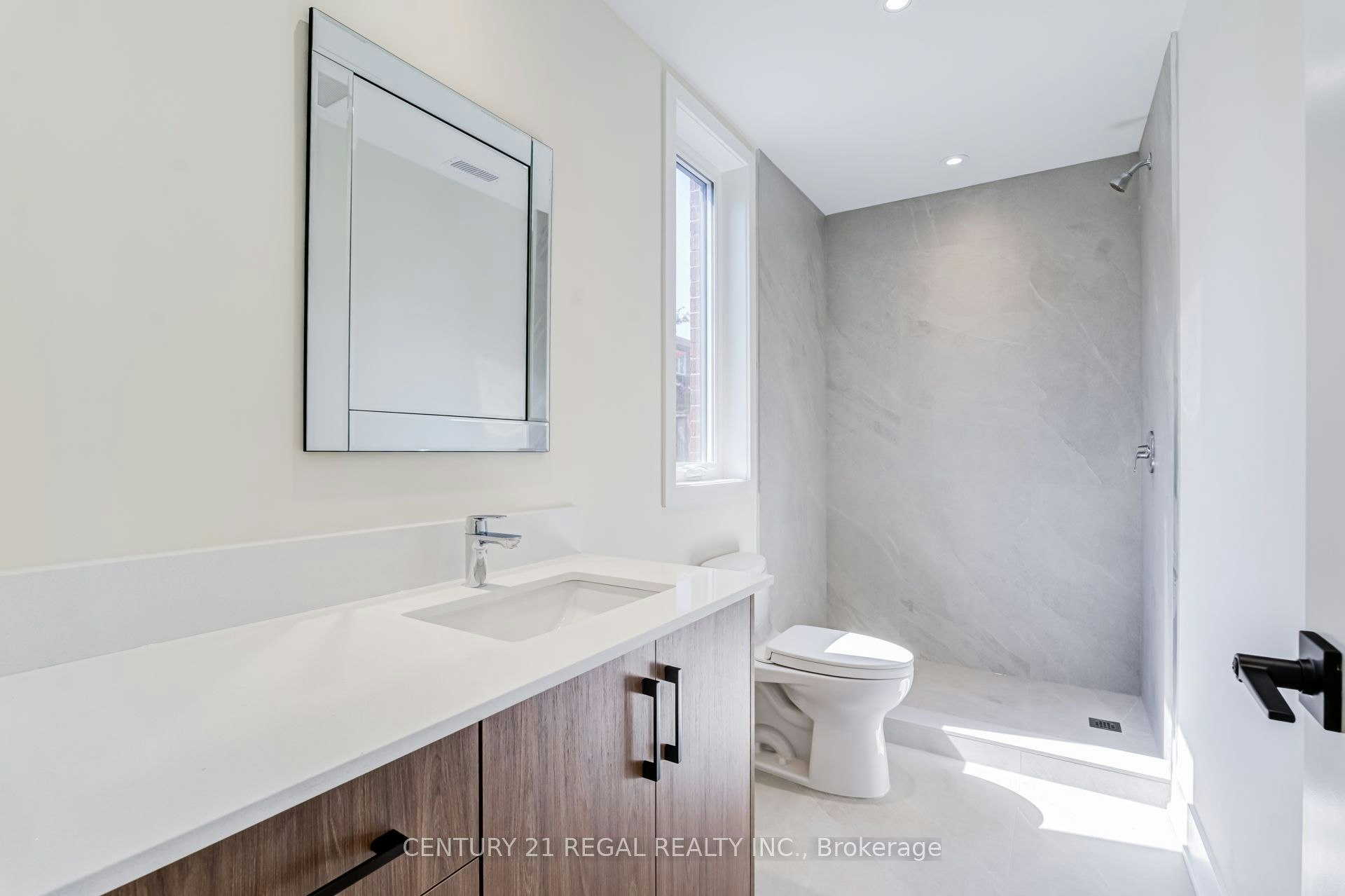 Garden Suite-171 Gamma Street, Toronto, ON, M8W 4G3 - 6