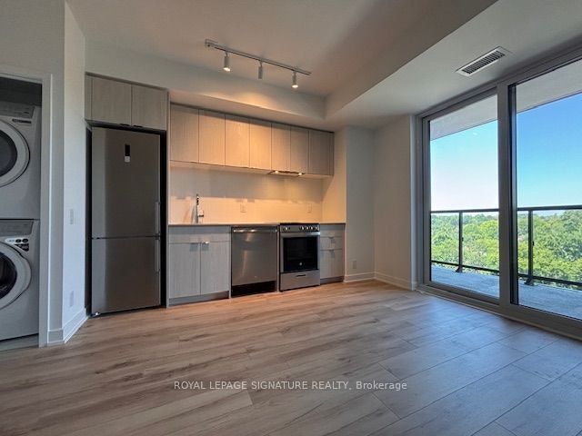 612-1660 Bloor Street W, Toronto, ON, M6P 0C6 - 6