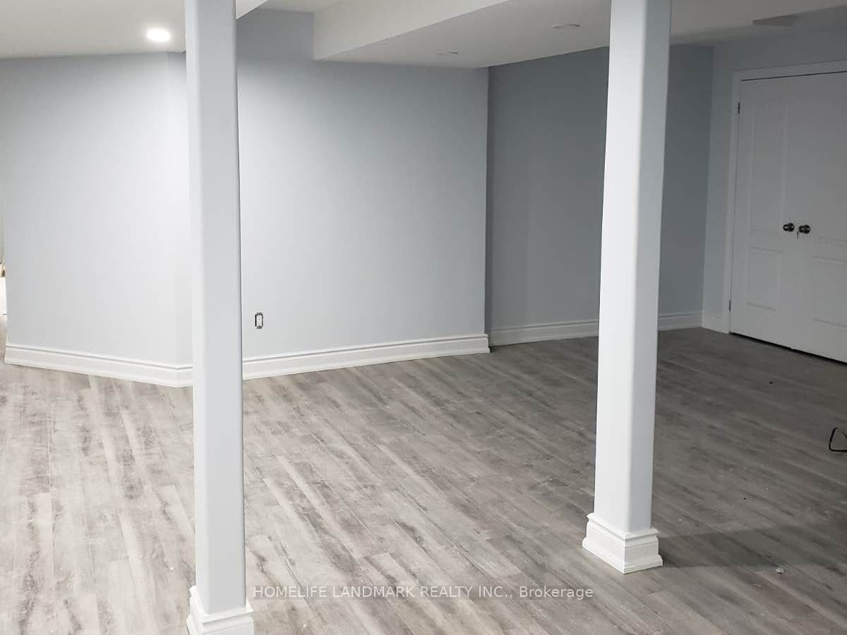 24 Oranmore Crescent, Brampton, ON, L6X 0J9 - 3