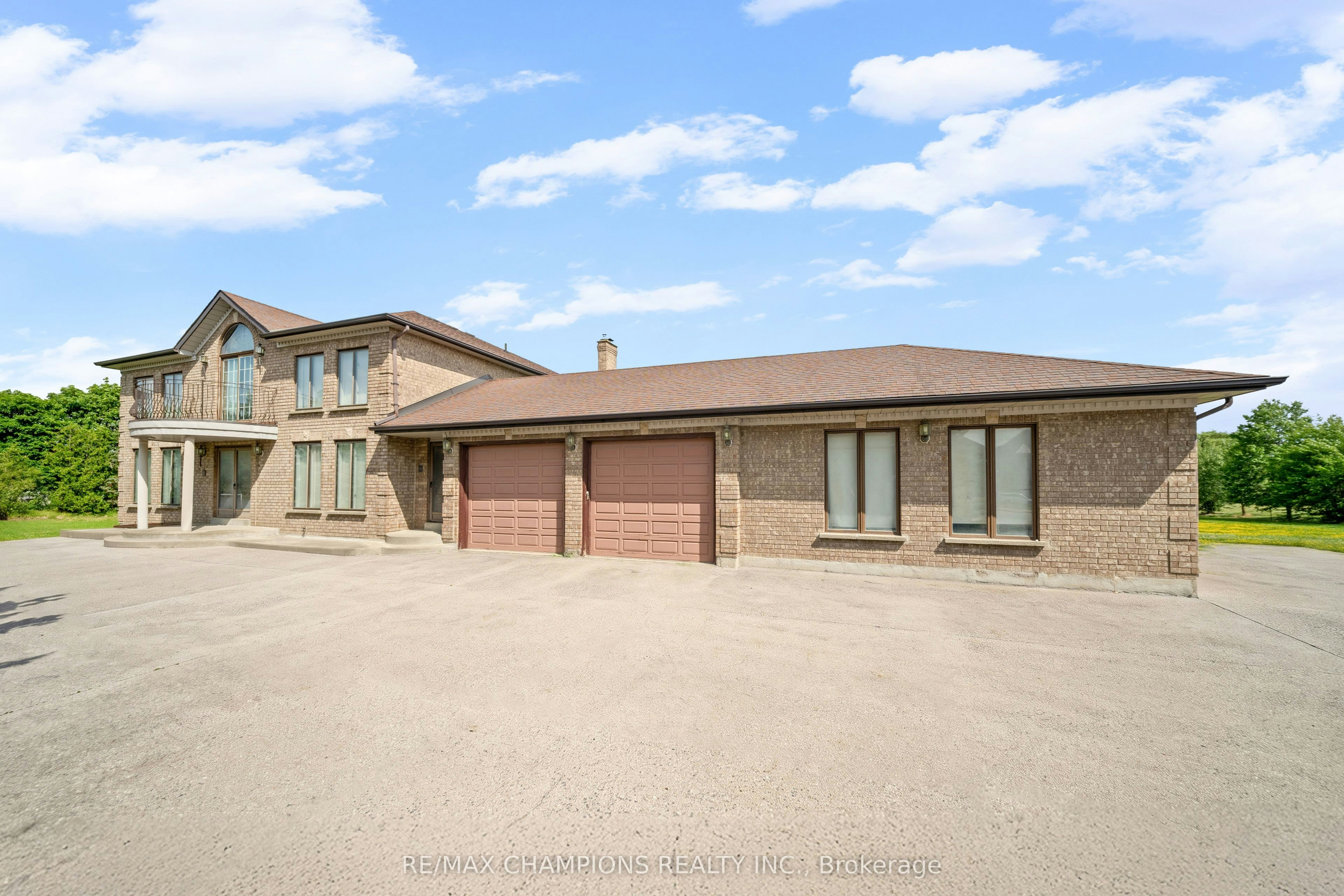 4047 Countryside Drive E, Brampton, ON, L6P 0T4