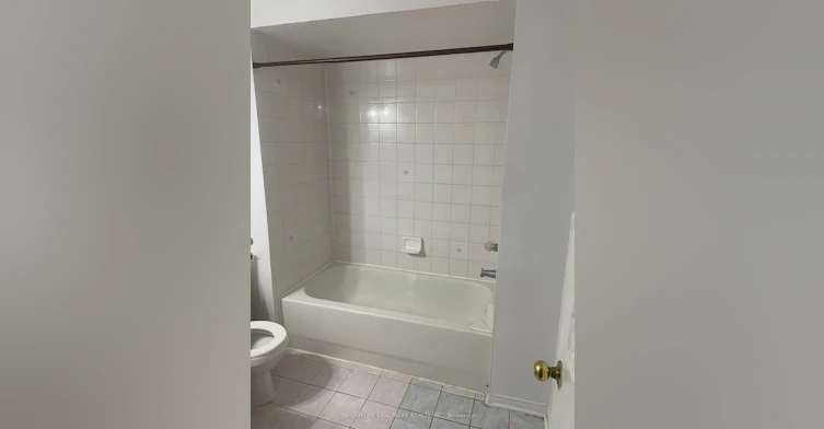 16 Torada Court, Brampton, ON, L7A 1H6 - 6