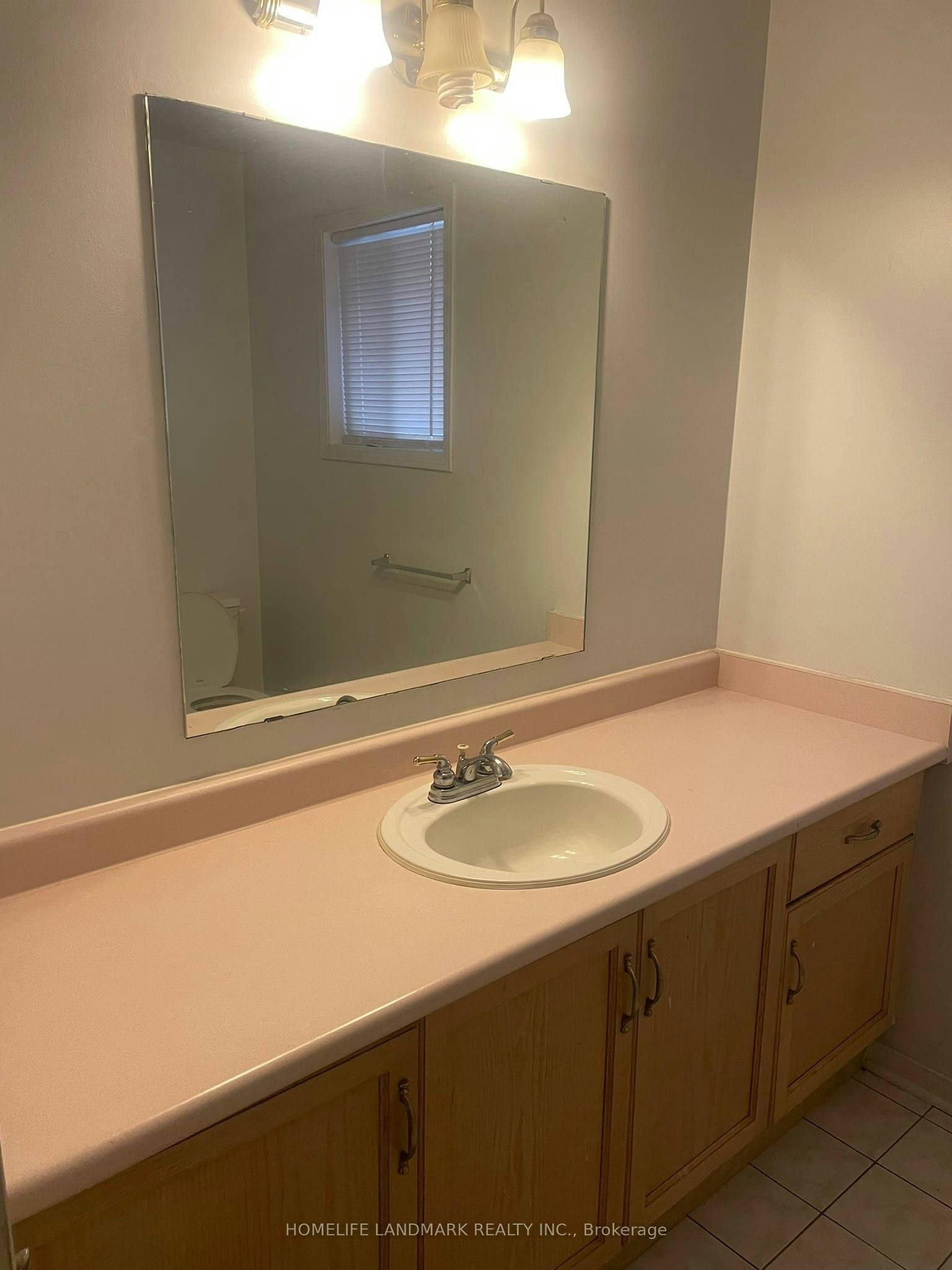 16 Torada Court, Brampton, ON, L7A 1H6 - 7