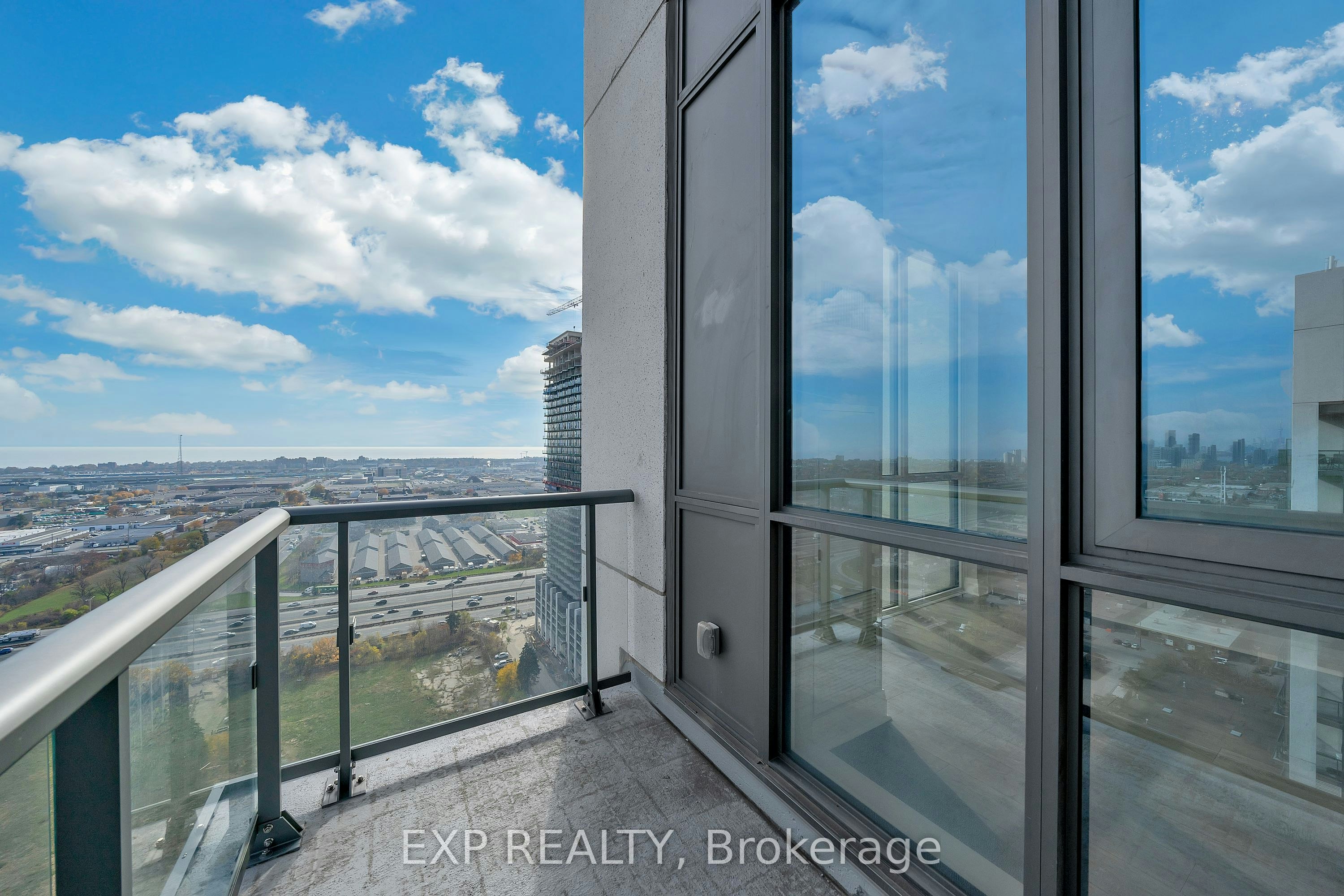 Ph04-15 Zorra Street, Toronto, ON, M8Z 0C1 - 18