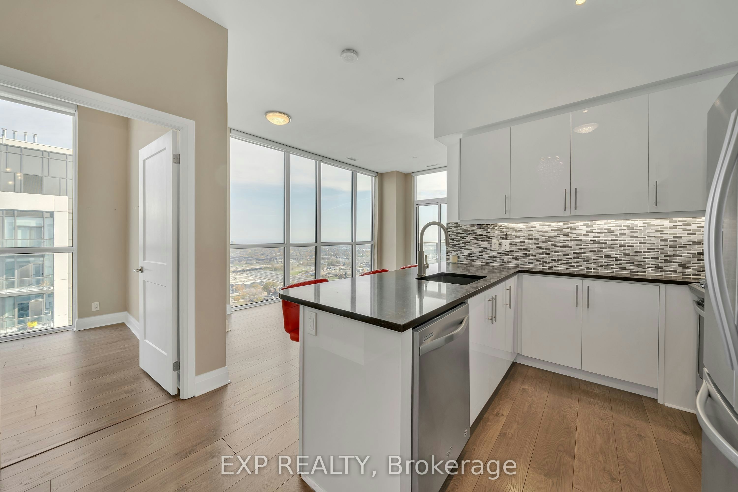 Ph04-15 Zorra Street, Toronto, ON, M8Z 0C1 - 6