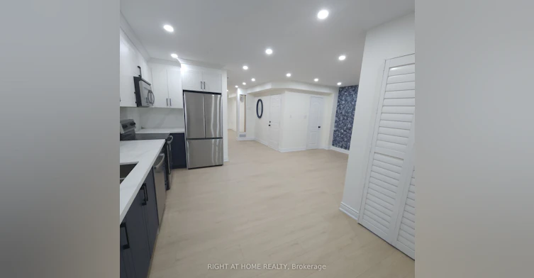 3186 Owls Foot Drive, Mississauga, ON, L5M 6V5 - 6
