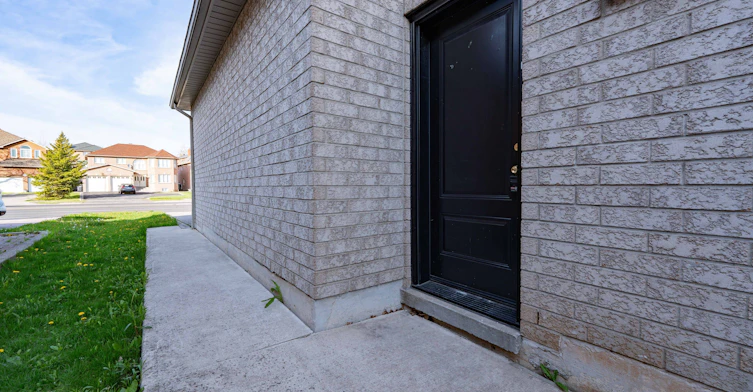 4742 Creditview Road, Mississauga, ON, L5M 5H2 - 3