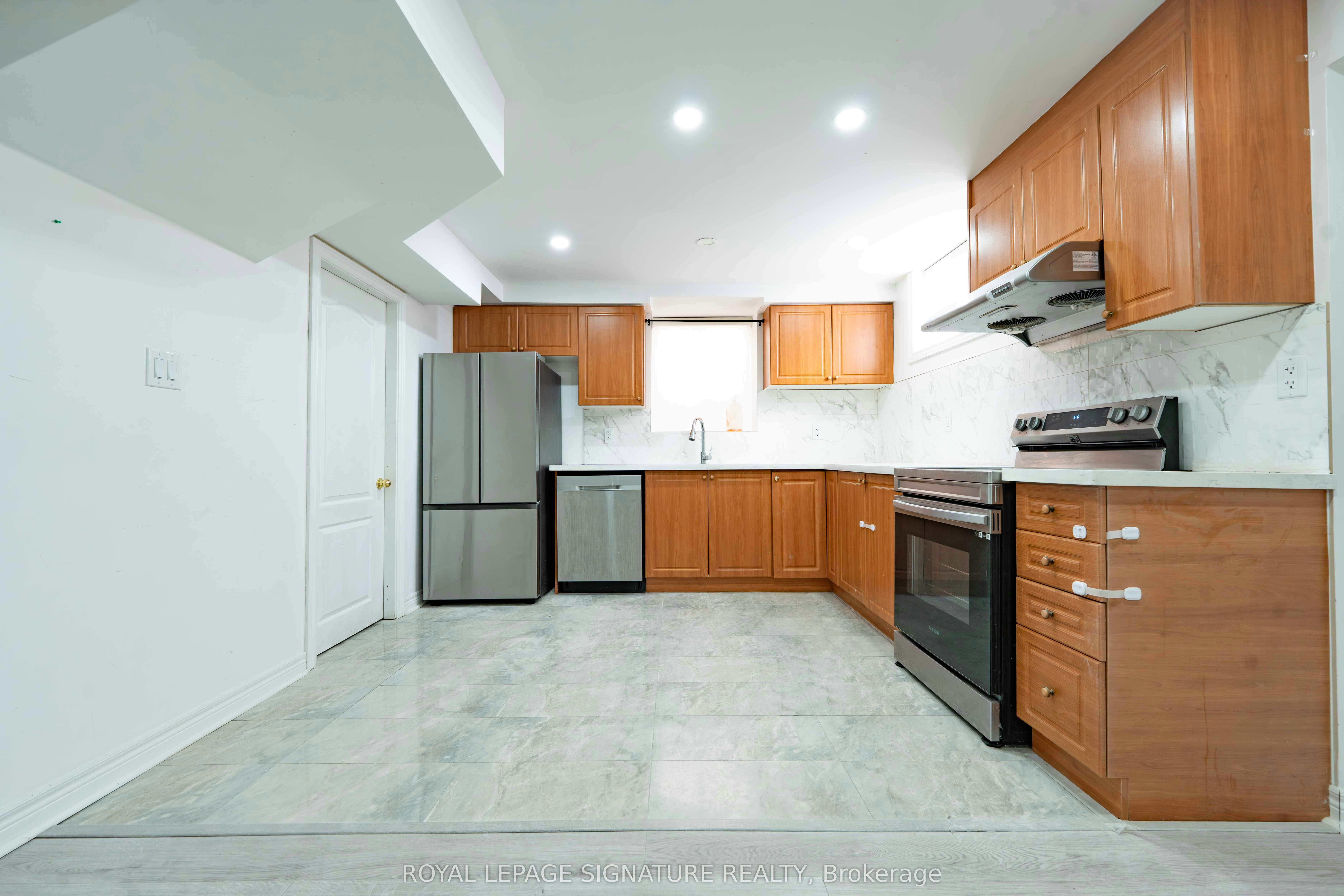 4742 Creditview Road, Mississauga, ON, L5M 5H2 - 9