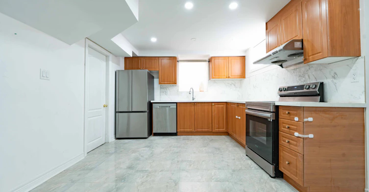 4742 Creditview Road, Mississauga, ON, L5M 5H2 - 9