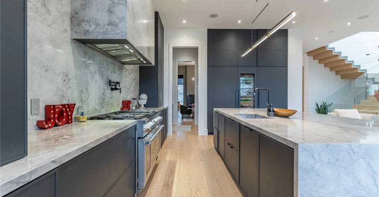 39 Cardigan Road, Toronto, ON, M8Z 2W1 - 15
