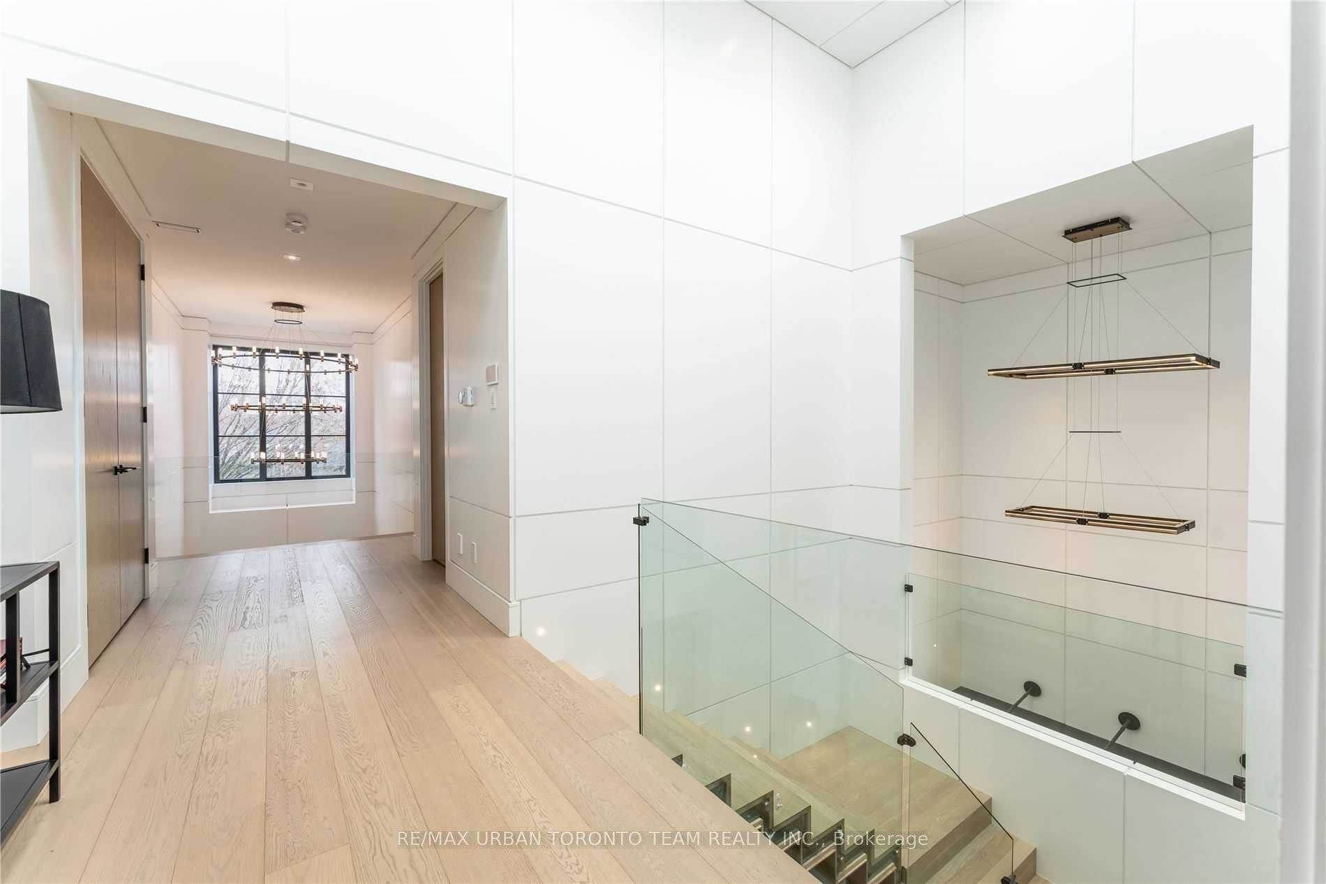 39 Cardigan Road, Toronto, ON, M8Z 2W1 - 19