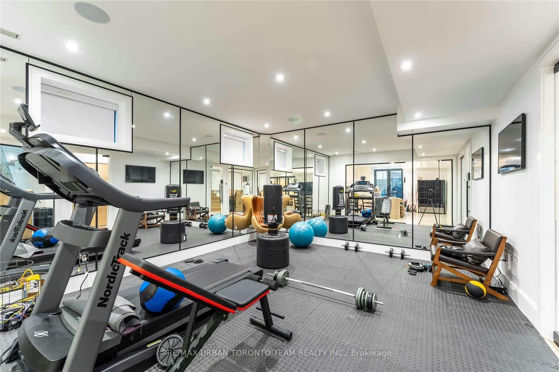 39 Cardigan Road, Toronto, ON, M8Z 2W1 - 34