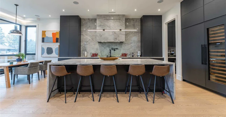 39 Cardigan Road, Toronto, ON, M8Z 2W1 - 11