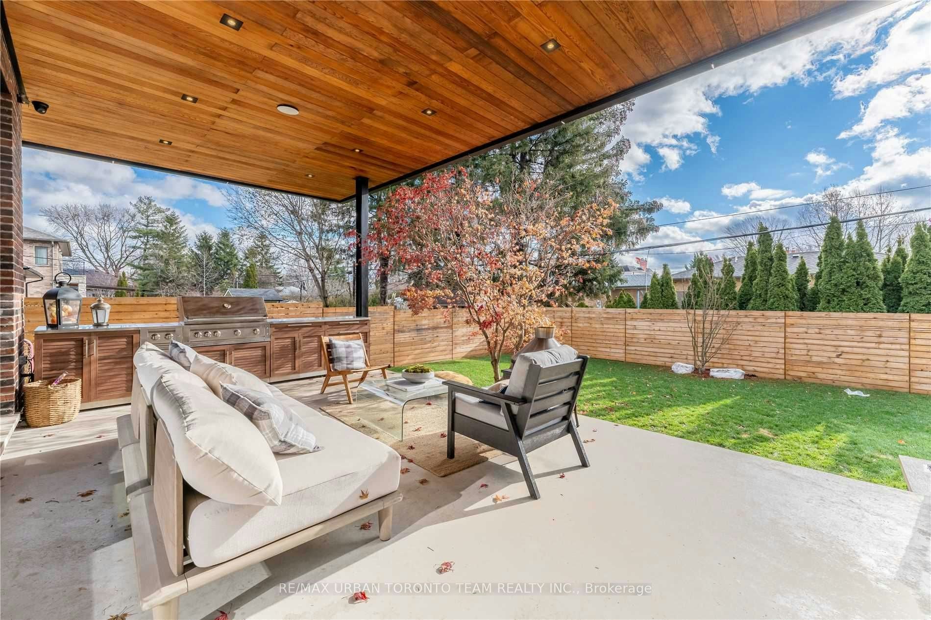 39 Cardigan Road, Toronto, ON, M8Z 2W1 - 37