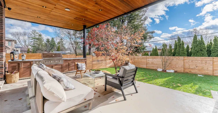 39 Cardigan Road, Toronto, ON, M8Z 2W1 - 37