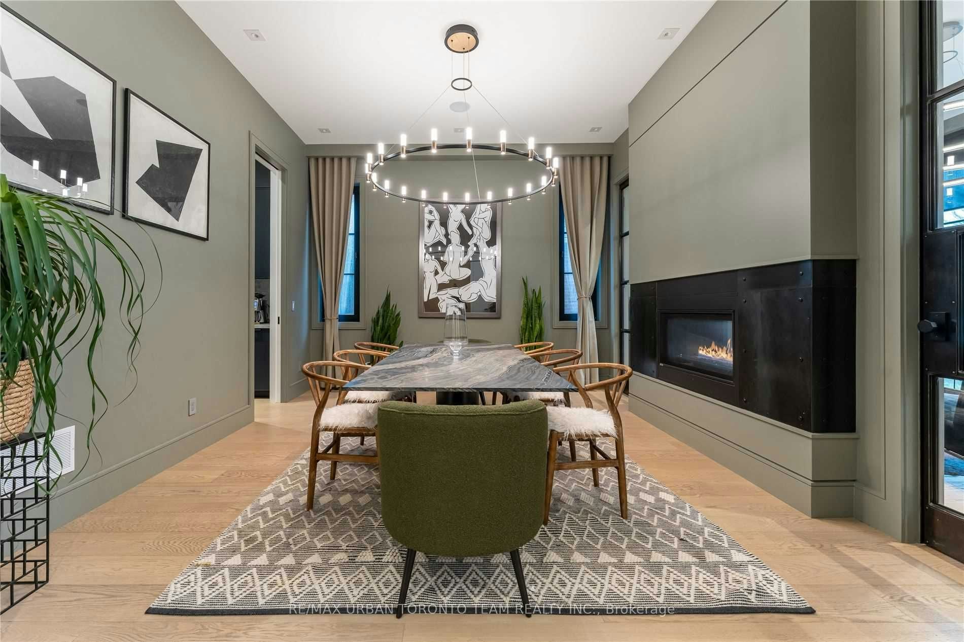 39 Cardigan Road, Toronto, ON, M8Z 2W1 - 4