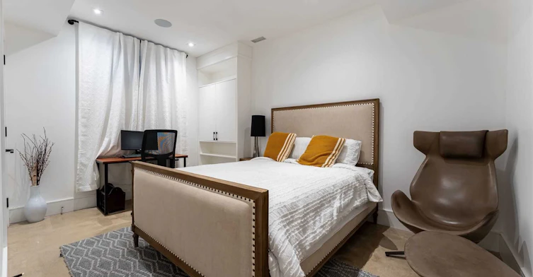 39 Cardigan Road, Toronto, ON, M8Z 2W1 - 36
