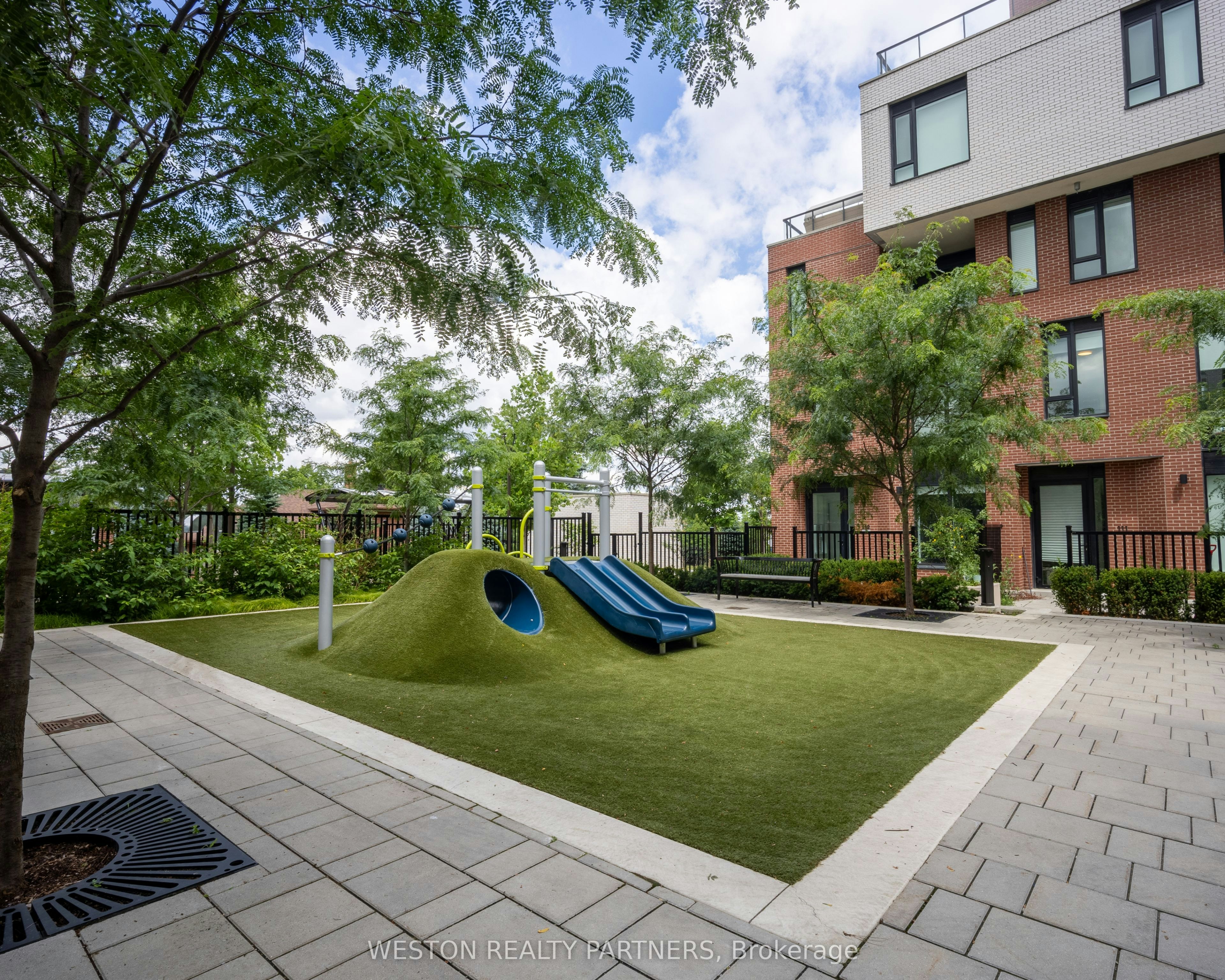 605-3100 Keele Street, Toronto, ON, M3M 2H4 - 33