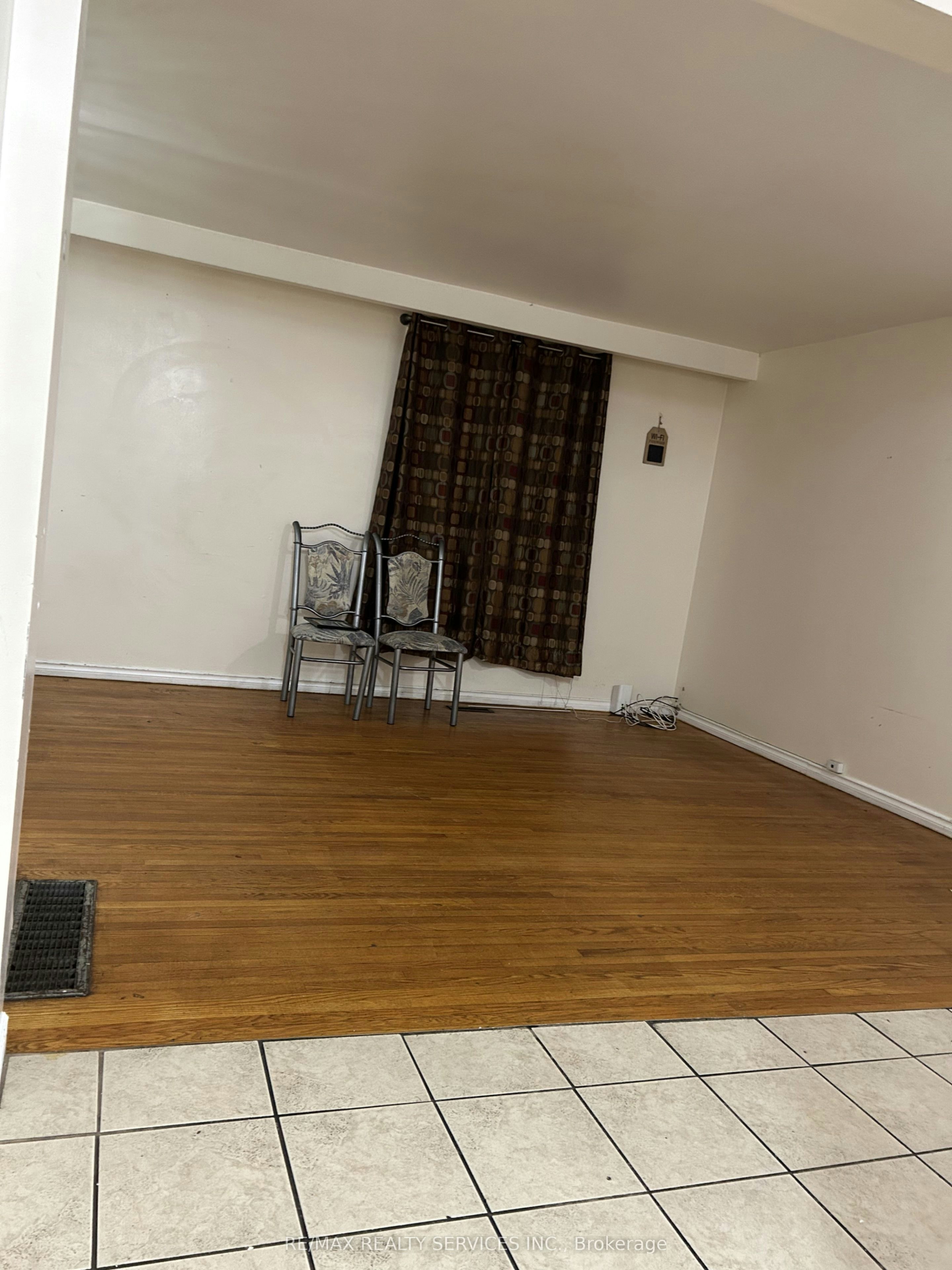 100 Sutherland Avenue, Brampton, ON, L6V 2H7 - 4