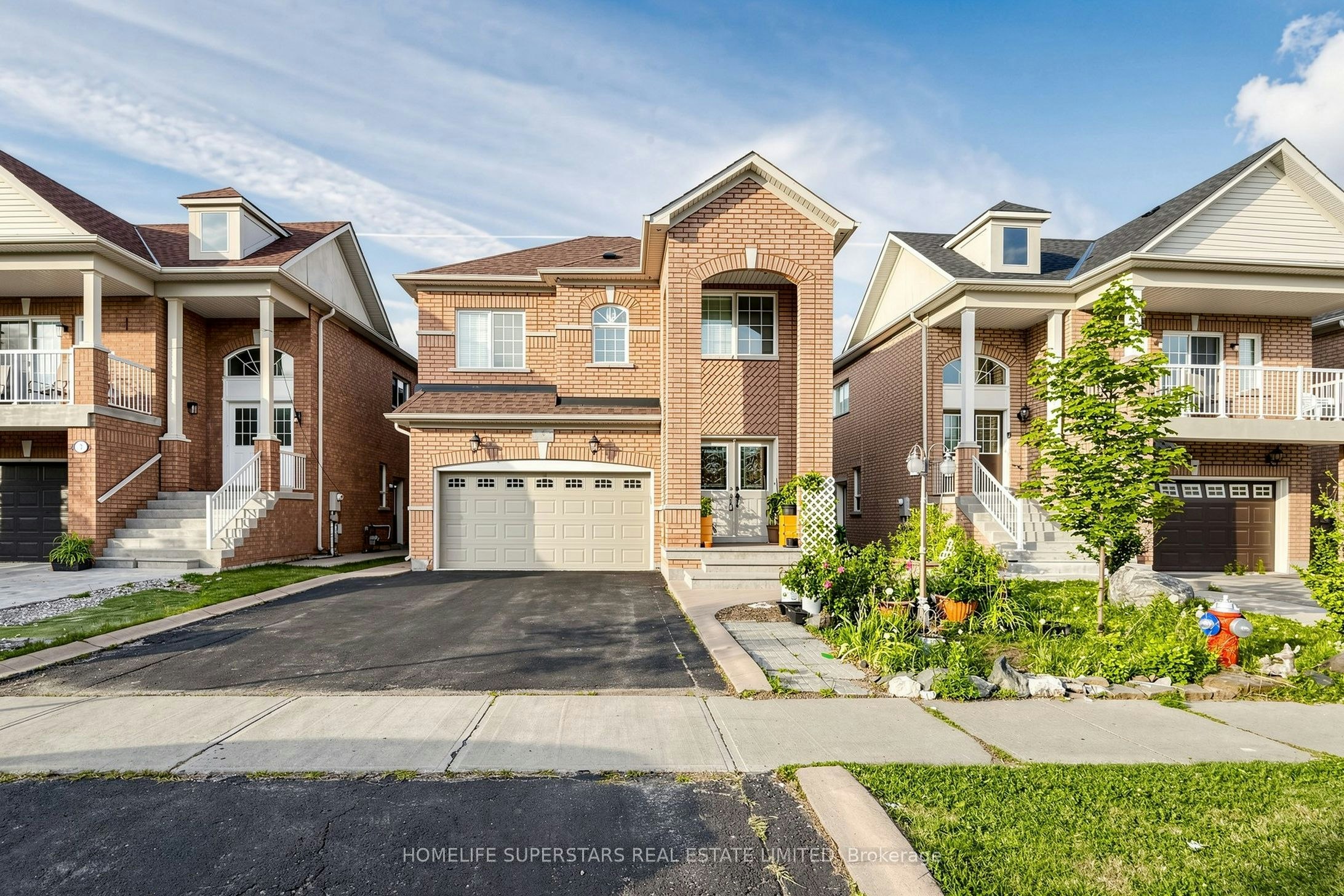 5 Savita Road, Brampton, ON, L7A 3T2