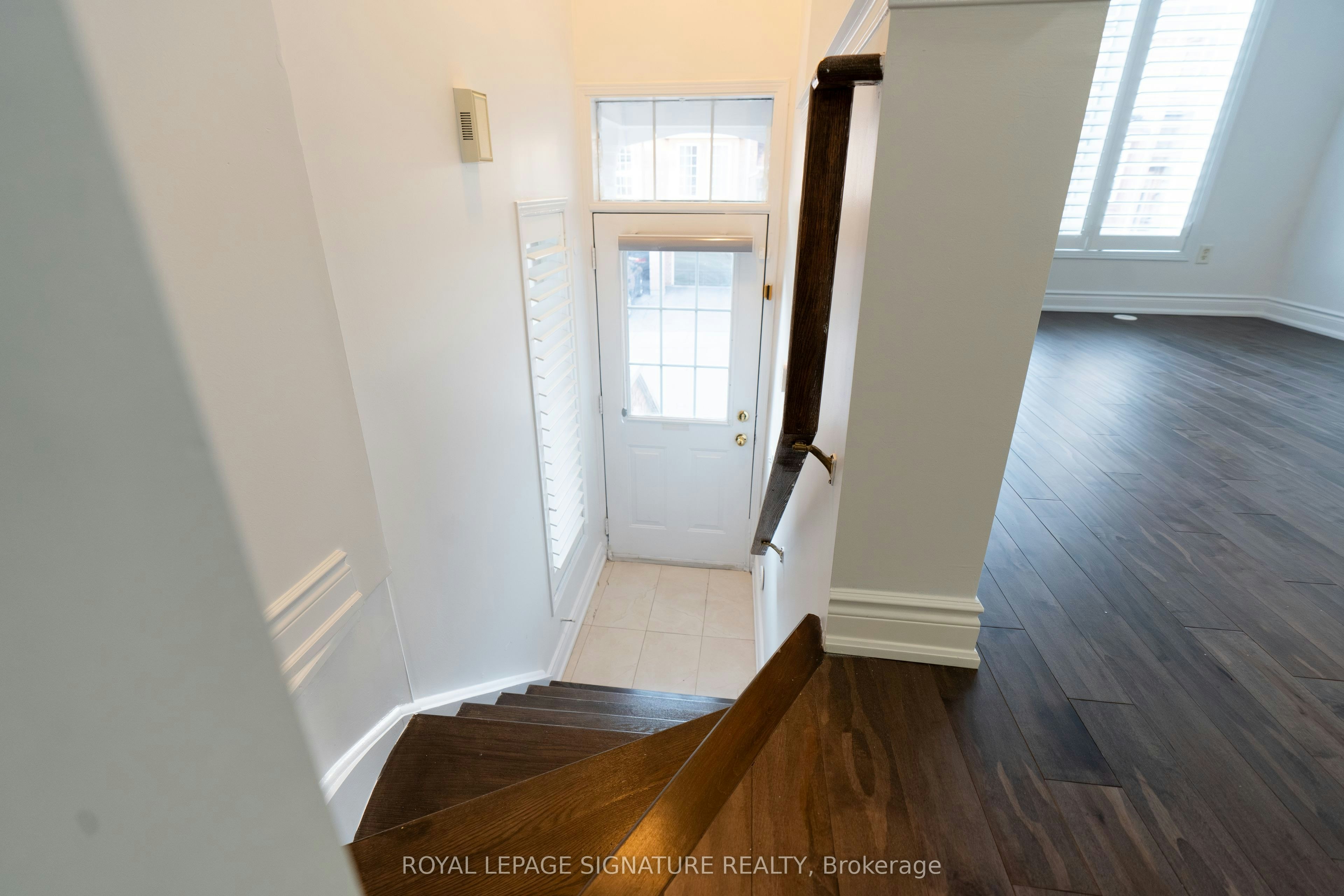 28-50 Strathaven Drive, Mississauga, ON, L5R 4E7 - 4