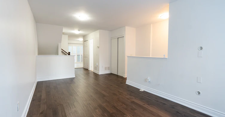 28-50 Strathaven Drive, Mississauga, ON, L5R 4E7 - 8