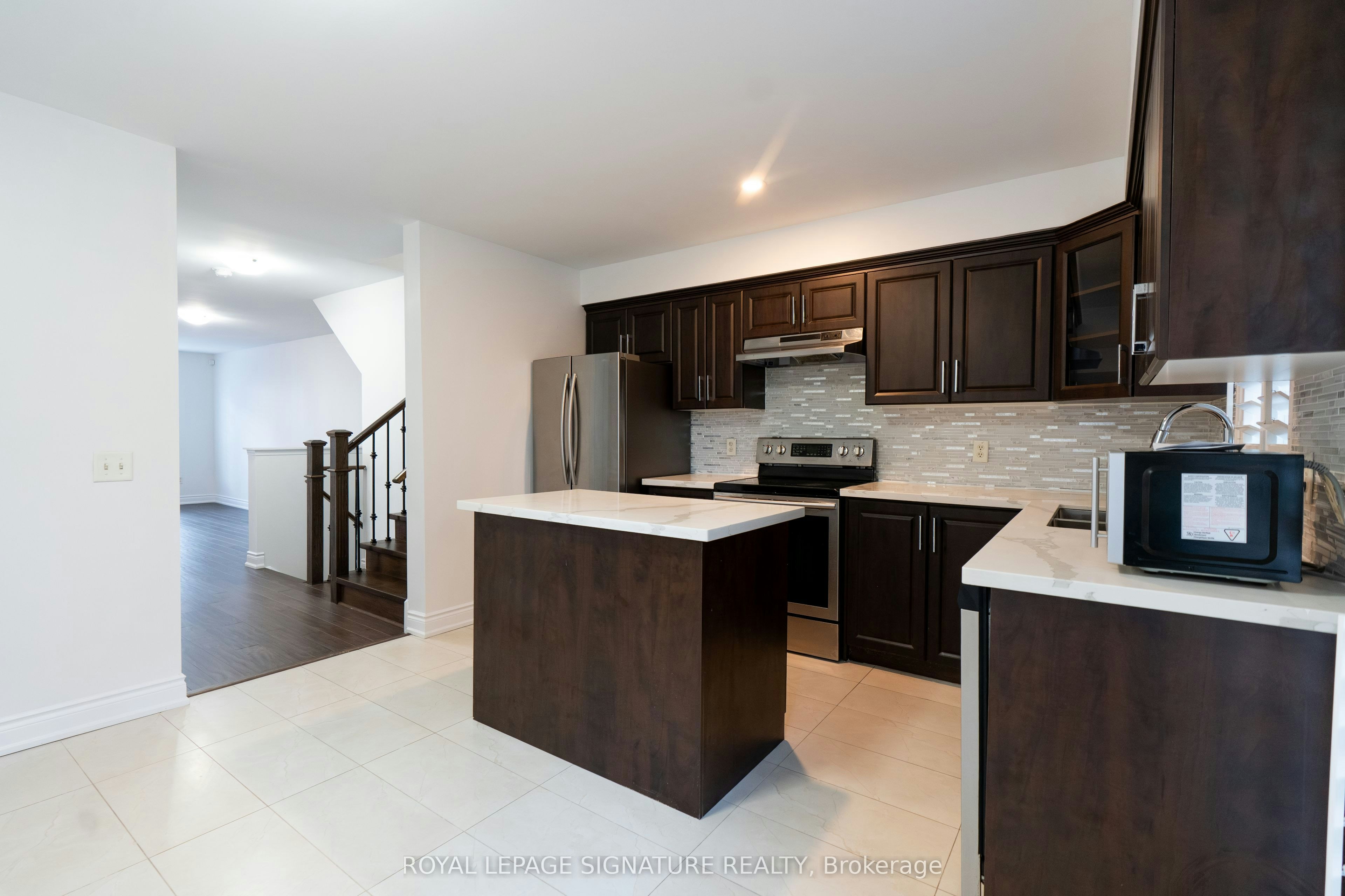28-50 Strathaven Drive, Mississauga, ON, L5R 4E7 - 11