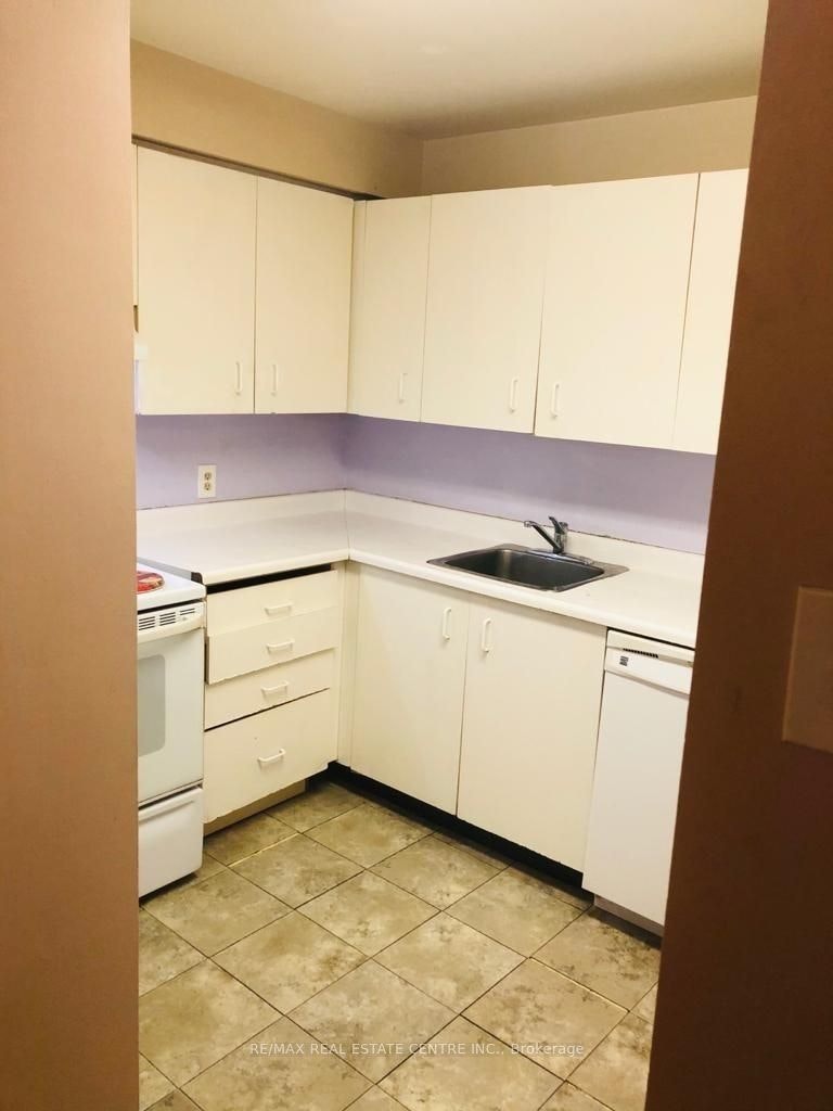 1601-25 Trailwood Drive, Mississauga, ON, L4Z 3K9 - 16