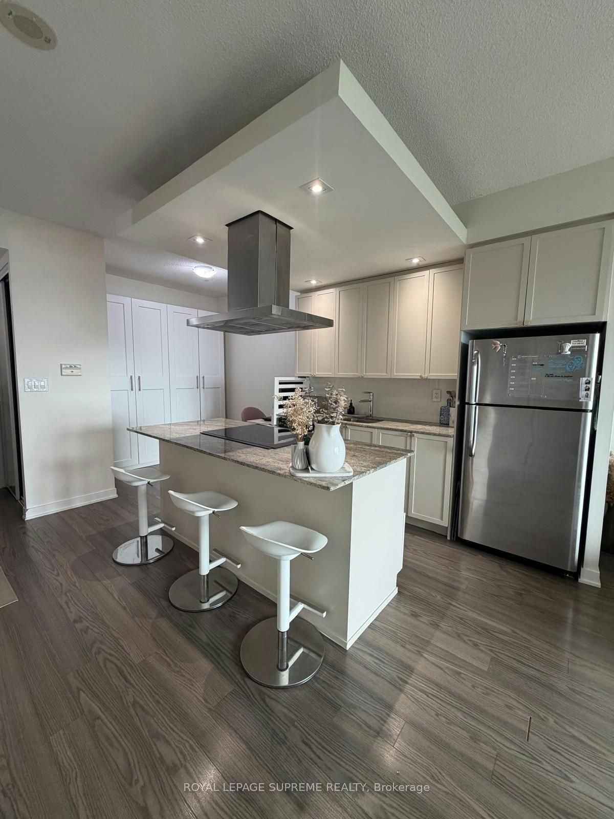 1429-165 Legion Road, Toronto, ON, M8Y 0B3 - 4