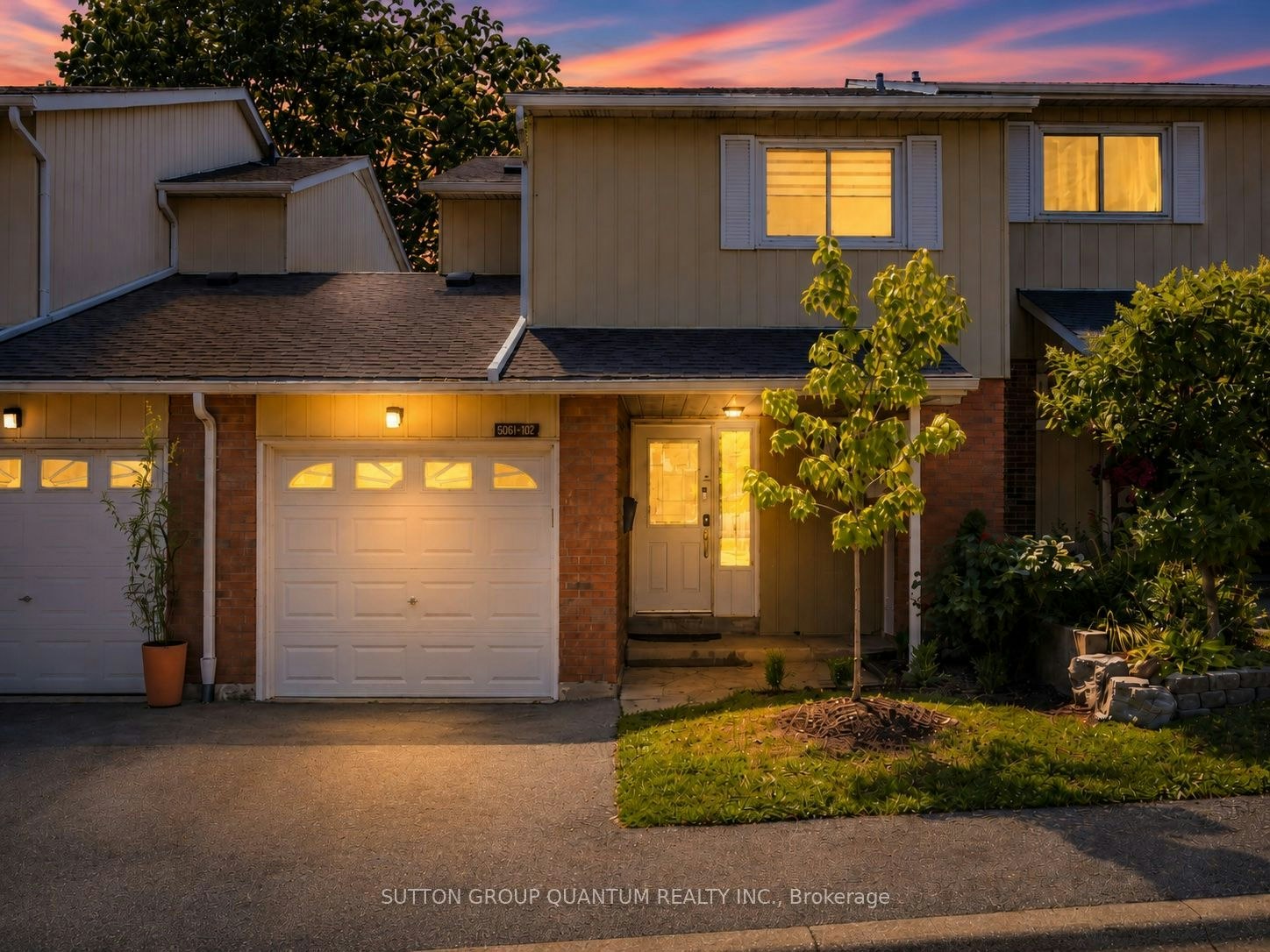 102-5061 Pinedale Avenue, Burlington, ON, L7L 5J6