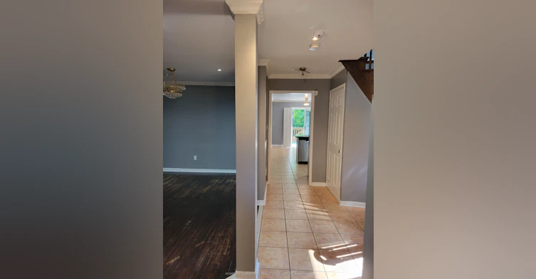 3784 Forest Bluff Crescent, Mississauga, ON, L5N 7T8 - 3