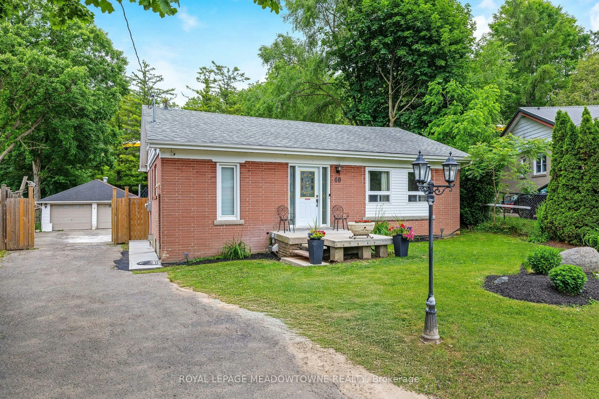 46 Hewson Crescent, Halton Hills, ON, L7G 2N9