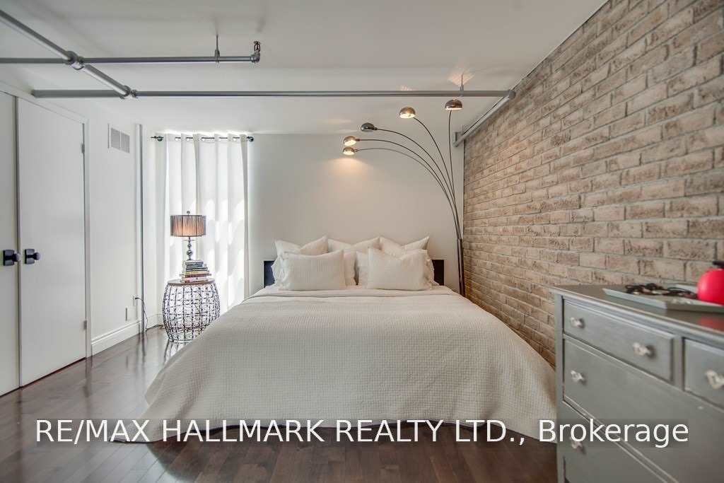 7-6 Bartlett Avenue, Toronto, ON, M6H 3E8 - 12