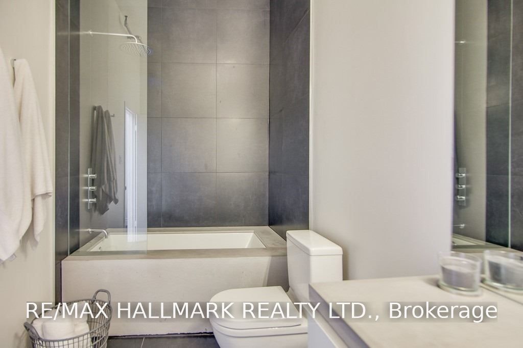 7-6 Bartlett Avenue, Toronto, ON, M6H 3E8 - 14