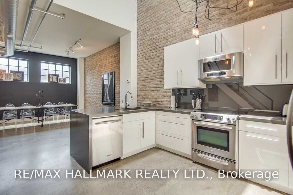 7-6 Bartlett Avenue, Toronto, ON, M6H 3E8 - 2