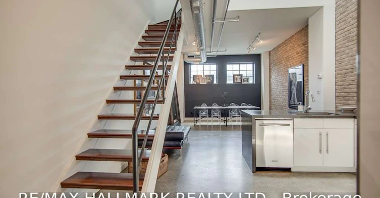 7-6 Bartlett Avenue, Toronto, ON, M6H 3E8 - 8