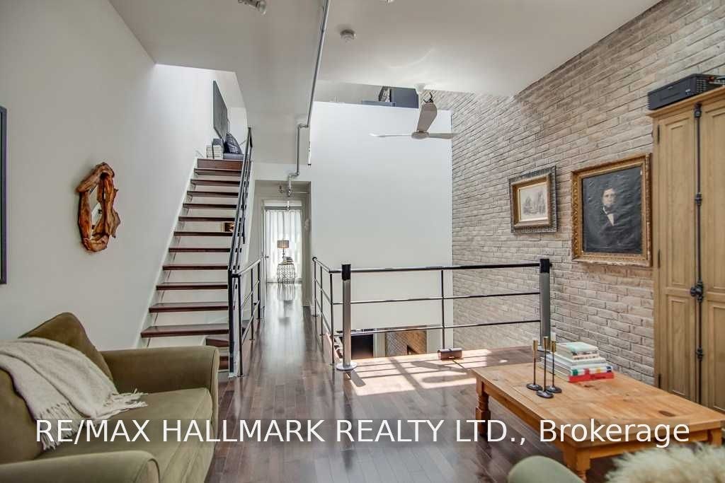7-6 Bartlett Avenue, Toronto, ON, M6H 3E8 - 11