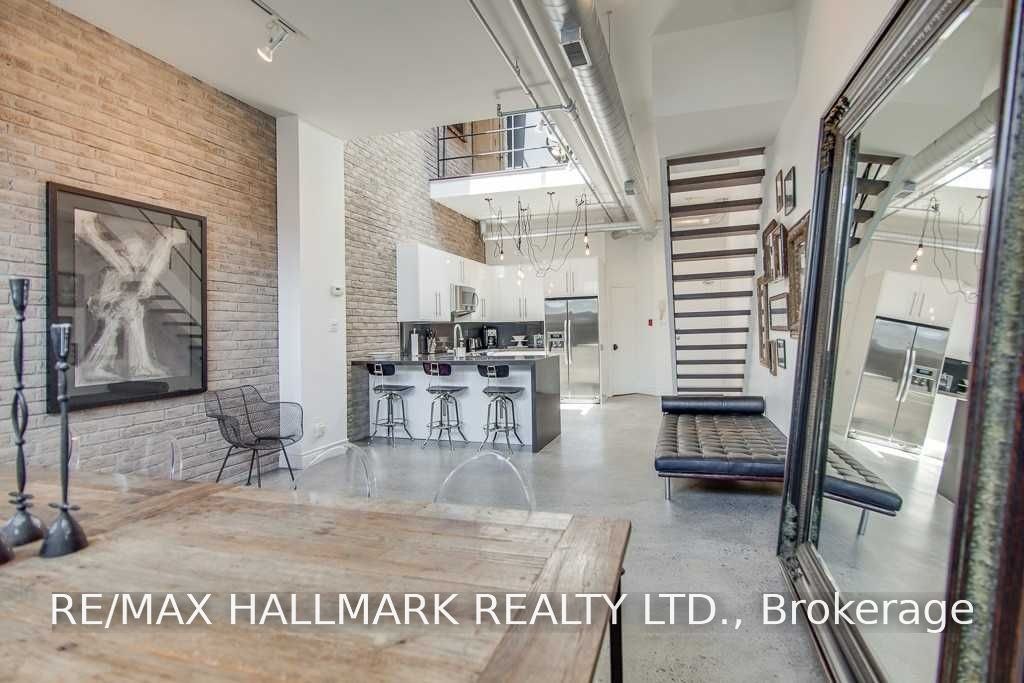 7-6 Bartlett Avenue, Toronto, ON, M6H 3E8 - 6