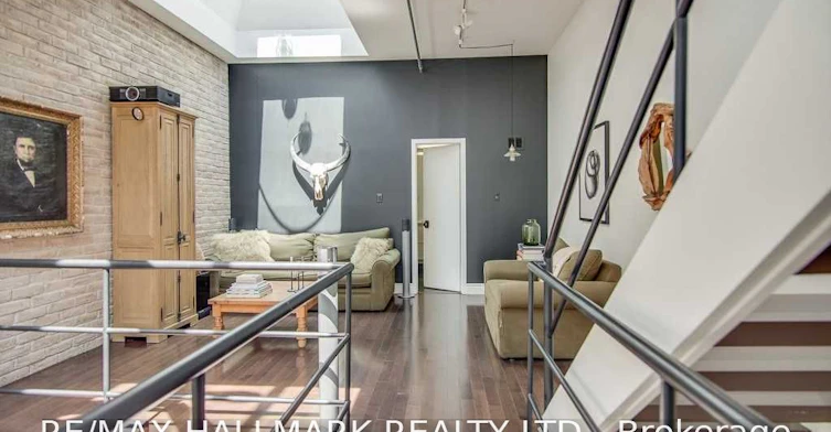 7-6 Bartlett Avenue, Toronto, ON, M6H 3E8 - 9