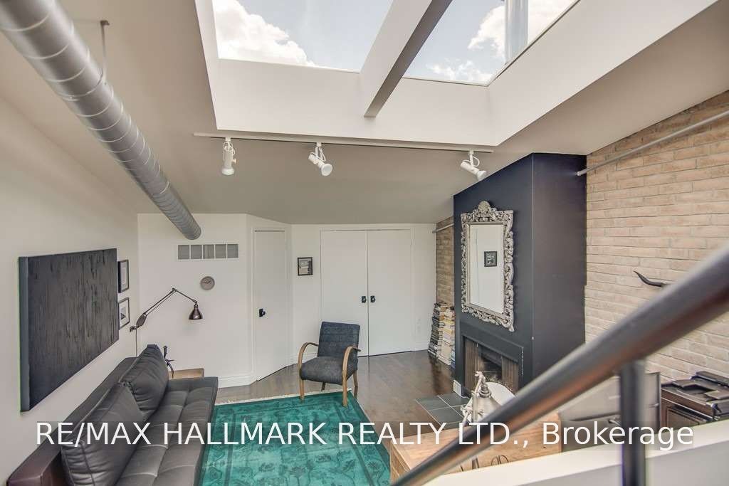 7-6 Bartlett Avenue, Toronto, ON, M6H 3E8 - 17