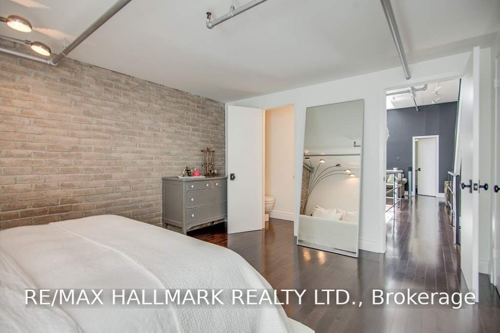 7-6 Bartlett Avenue, Toronto, ON, M6H 3E8 - 13